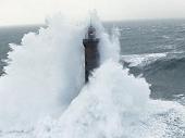 Phare dans la tempête